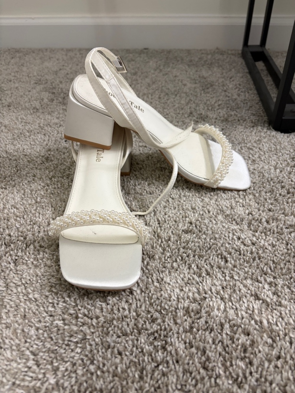 Pearl-Embellished Ivory Block Heel Sandals - Women